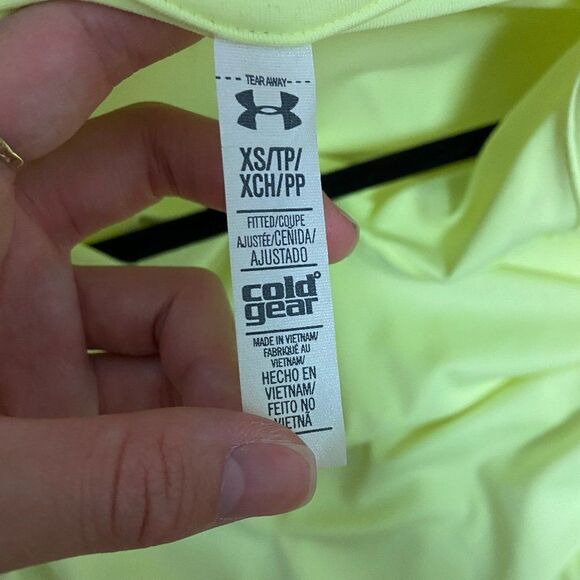 Under Armour Neon Yellow Cold Gear Long Sleeve - Picture 6 of 6